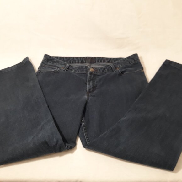 Simply Vera - Vera Wang Boot Leg Jeans - Size 12 - Picture 2 of 9